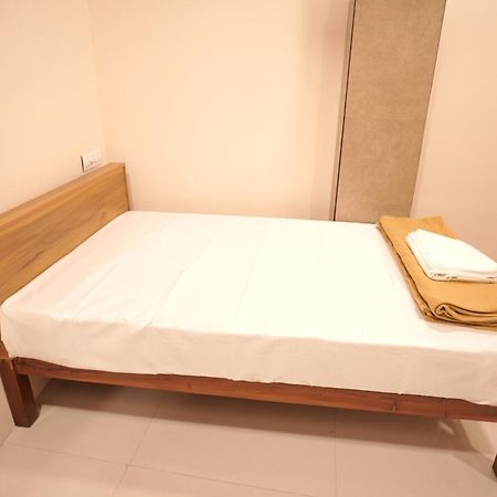 Reach Residency Hotell Kochi Exteriör bild