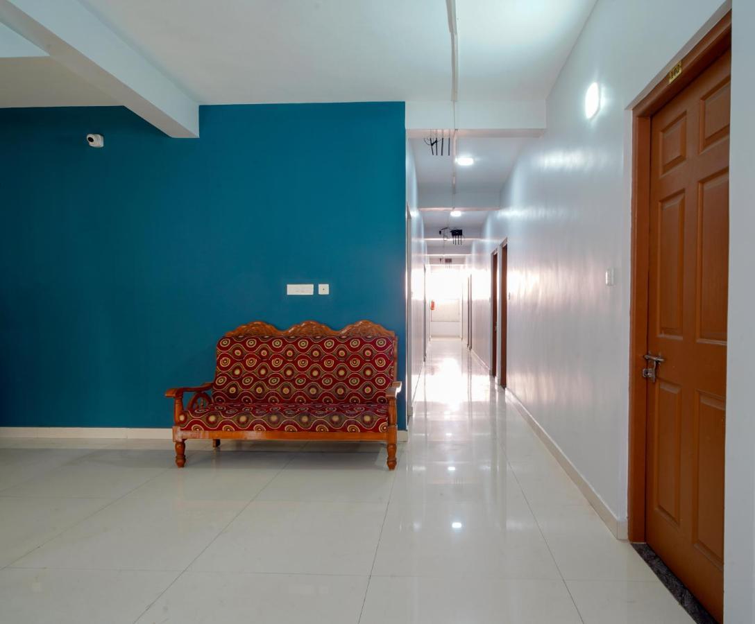 Reach Residency Hotell Kochi Exteriör bild