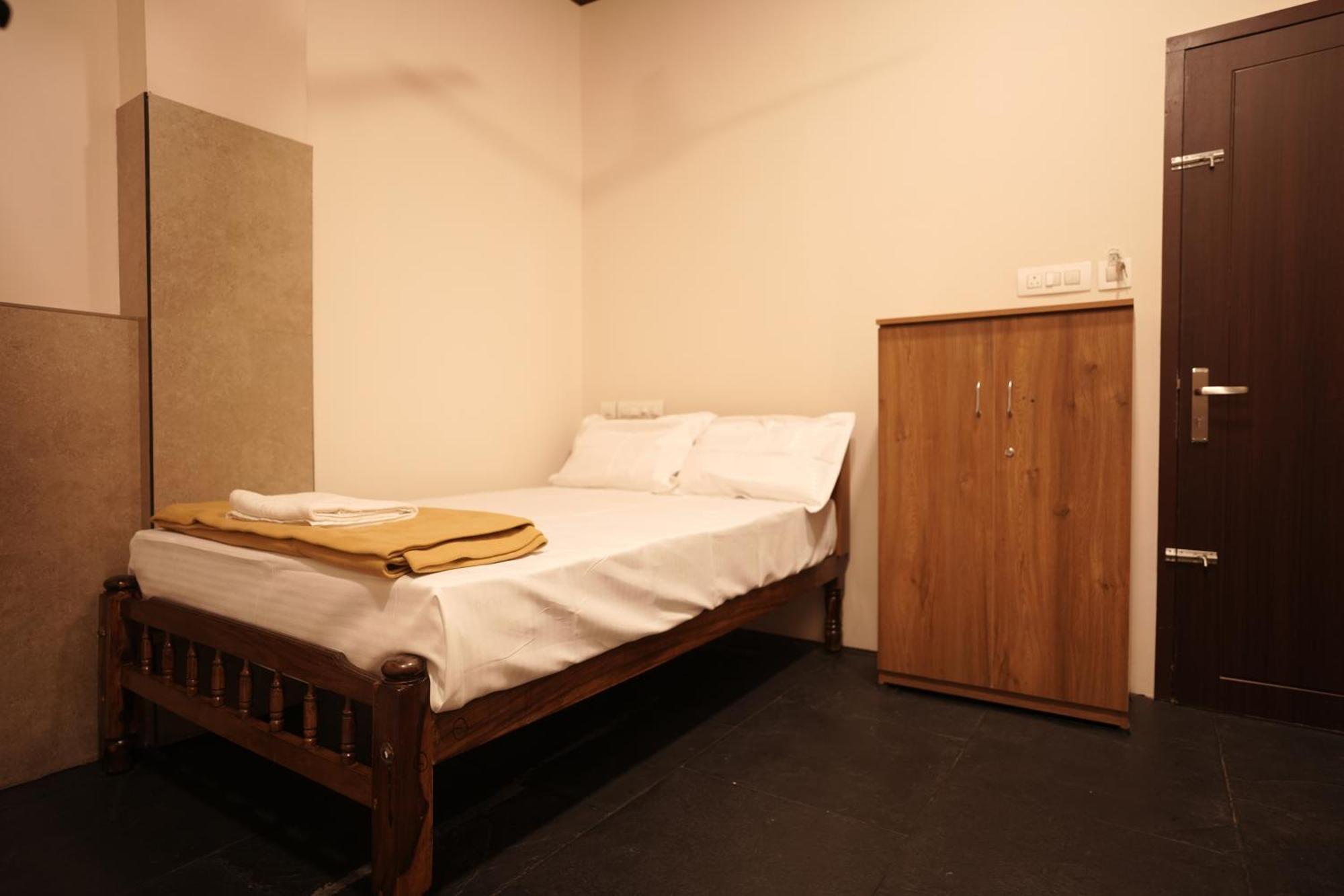 Reach Residency Hotell Kochi Exteriör bild