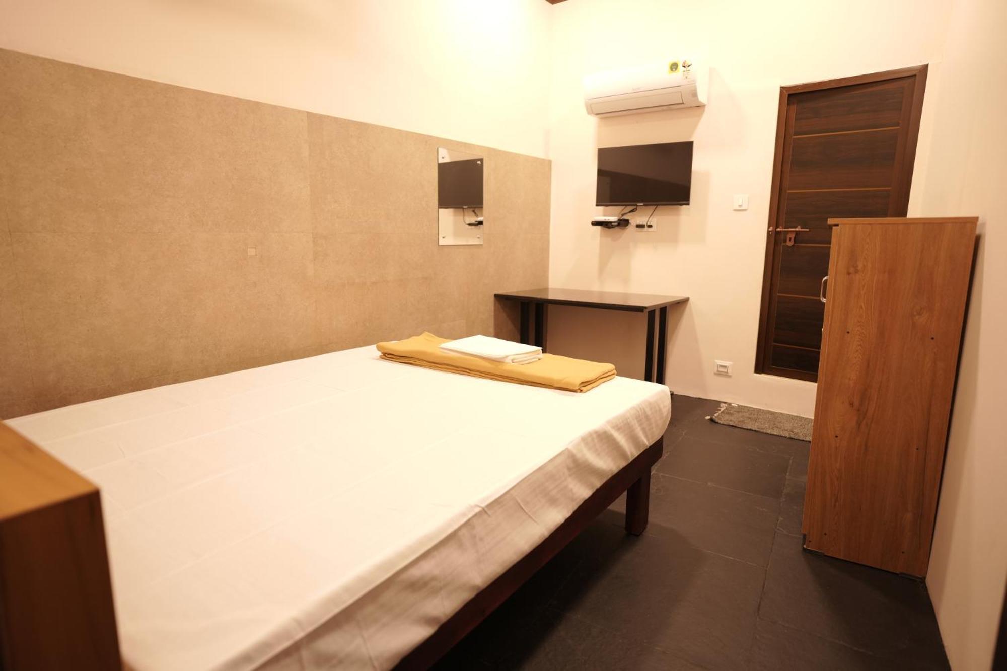 Reach Residency Hotell Kochi Exteriör bild